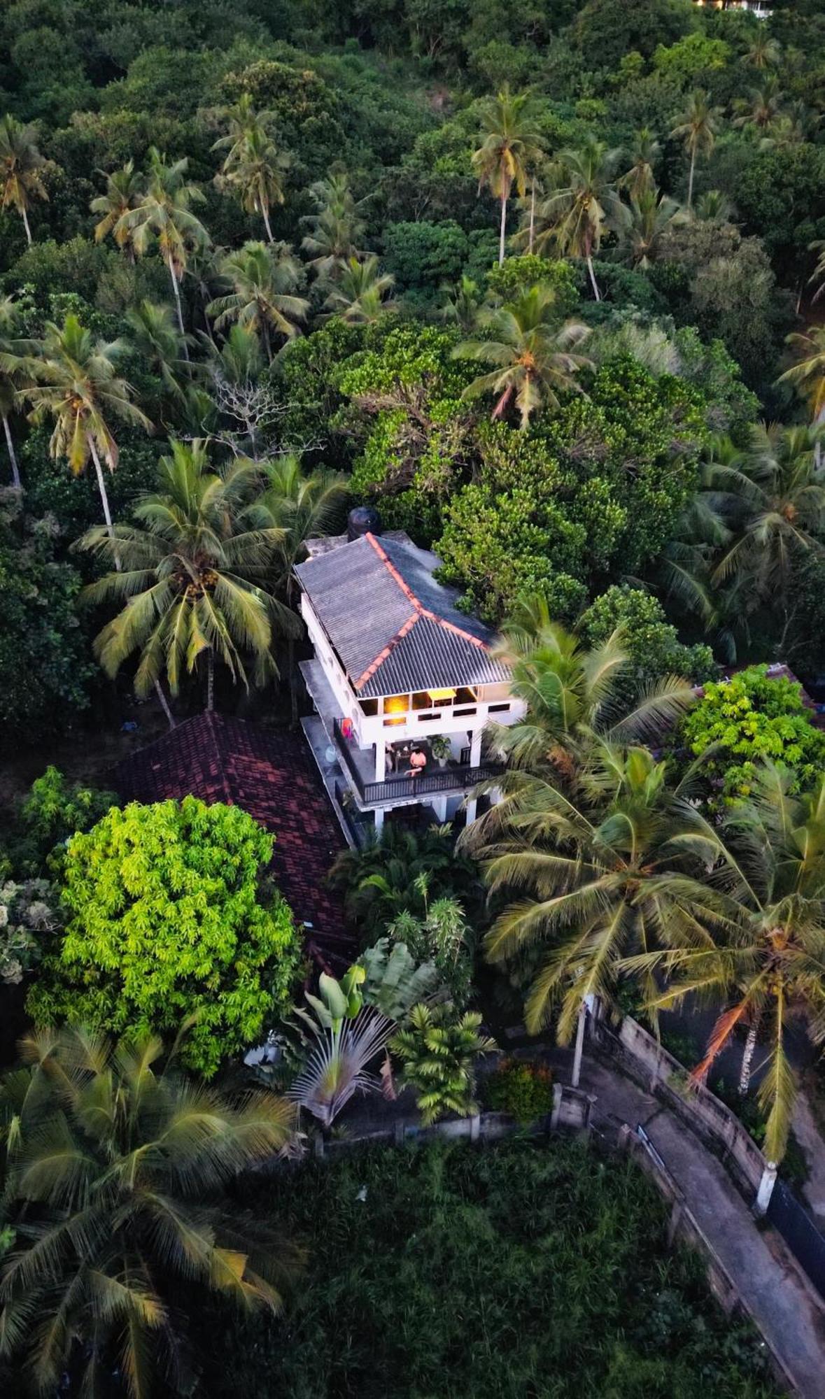 Amour Surf Tangalle Exterior photo