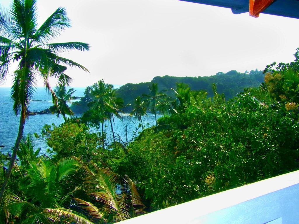 Amour Surf Tangalle Exterior photo