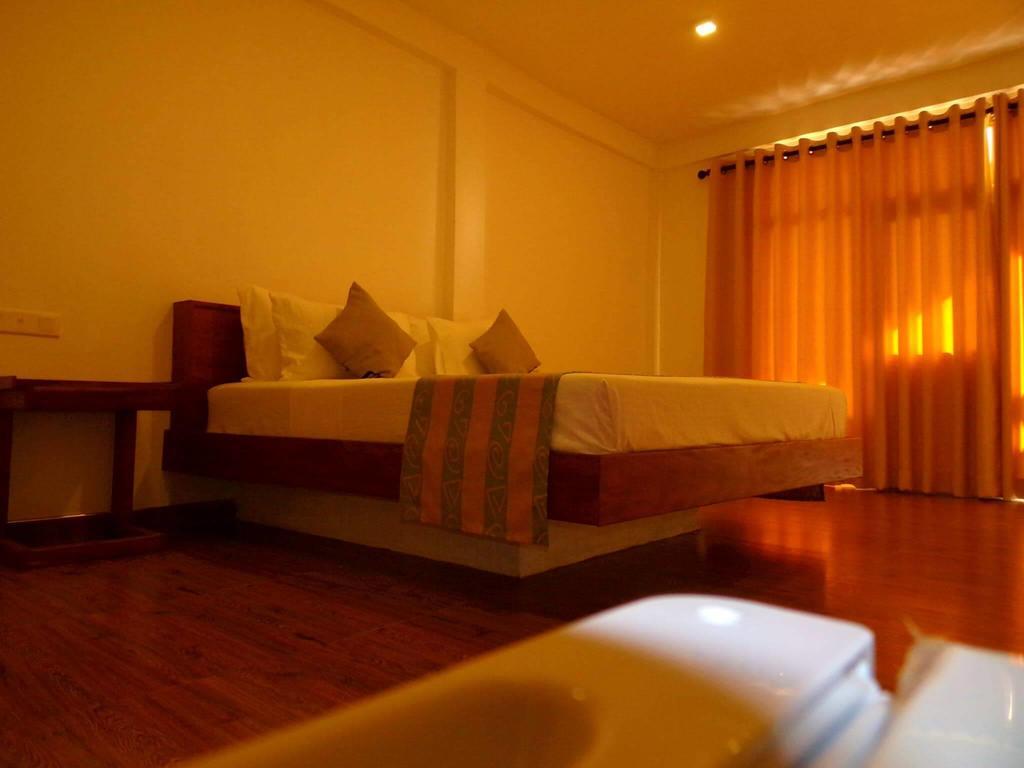 Amour Surf Tangalle Exterior photo