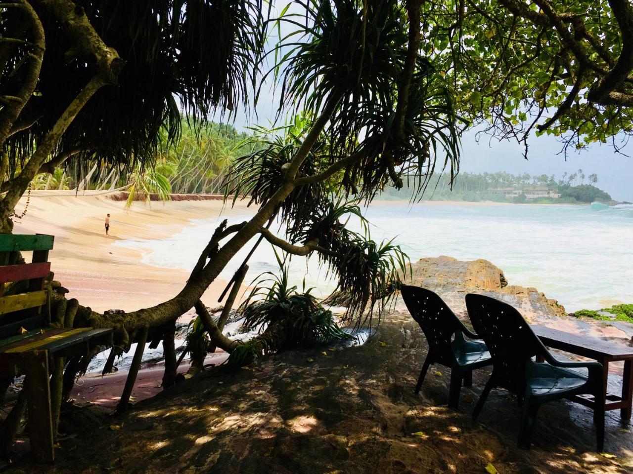 Amour Surf Tangalle Exterior photo